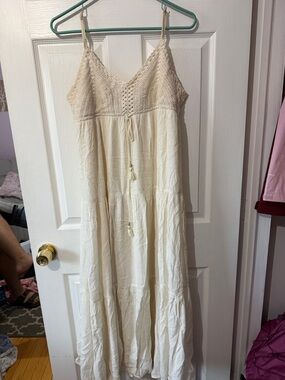 American Eagle Outfitters Cream Crochet Bodice Maxi Dress